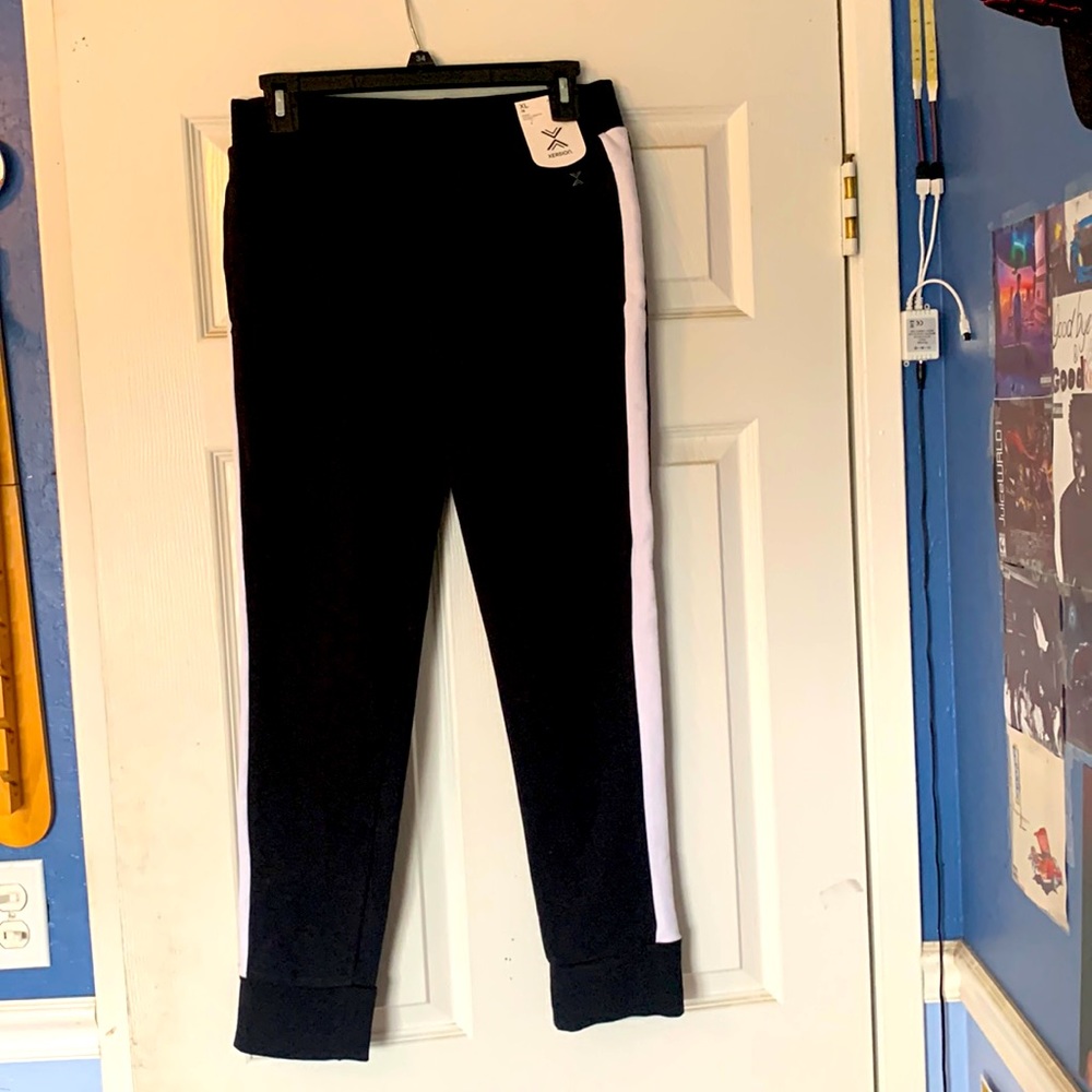 XVERSION joggers